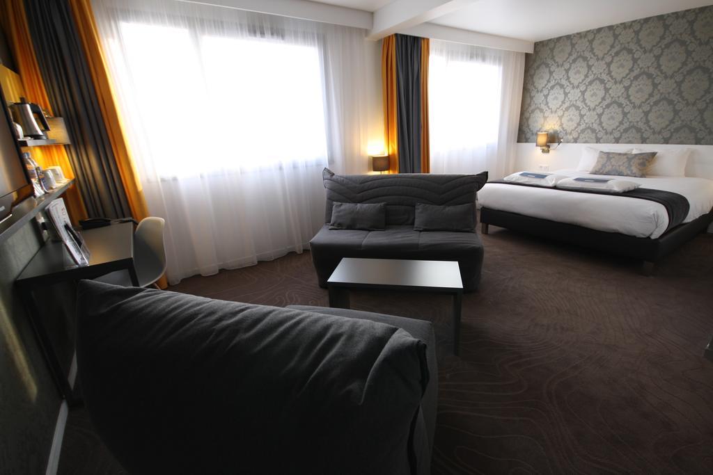 Hotel Kyriad Tours St Pierre Des Corps Gare 3*